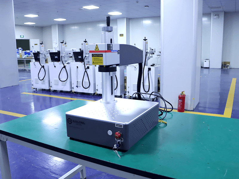 2d迷你一体机工厂实拍2 (1) 20W laser marking machine